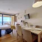 Upstays Seaview Pool Parking 40m2 Duplex Apartment
