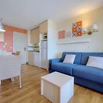 Apartment Upstays Seaview Pool Parking 40m2 Duplex