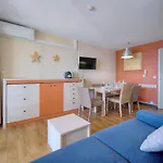 Upstays Seaview Pool Parking 40m2 Duplex Cannes