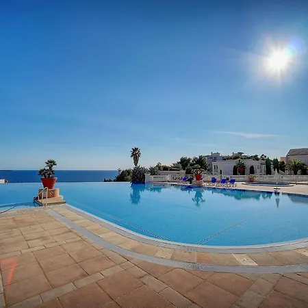 Immogroom - 2br - Sea View - Swimming Pool - Terrace - Parking - Ac - Wifi *